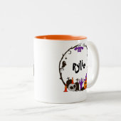 不気味ハロウィンマグ – 幽霊、カボチャ&幽霊のよく出る ツートーンマグカップ (正面右)