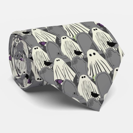 不気味幽霊たちと墓石ハロウィーン ネクタイ (ロール)