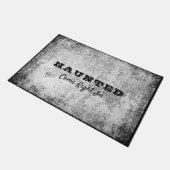 不気味幽霊のよく出るハグランジウ動揺してス ドアマット (アングル)