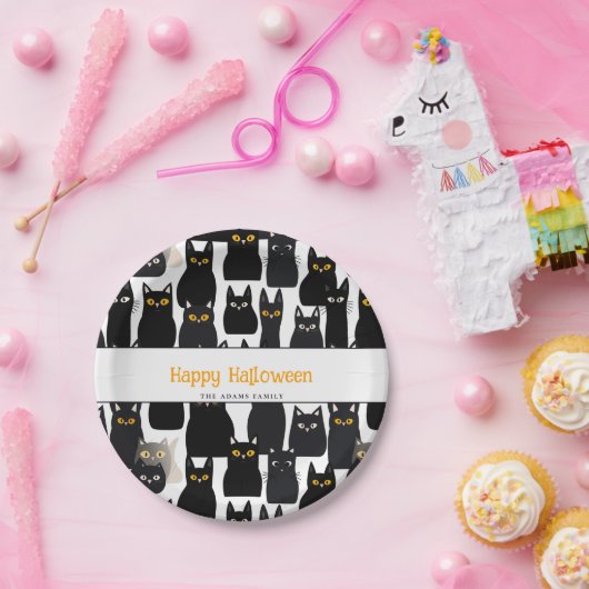 不気味黒猫名前をカスタムするハッピーハローウィン ペーパープレート (パーティー)