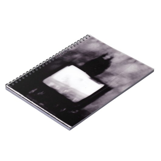 不気味 ノートブック (左側)