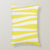 不規則な波線(黄色パターン(の模様が)ある白) アクセントクッション (正面(垂直))