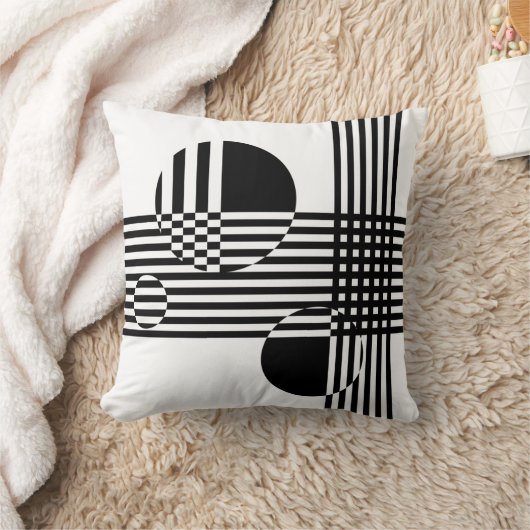 不規則な黒と白のストライプと円の抽象的なリピートパターン クッション (ブランケット)
