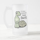 不運の日のかわいいカメ フロストグラスビールジョッキ (左)