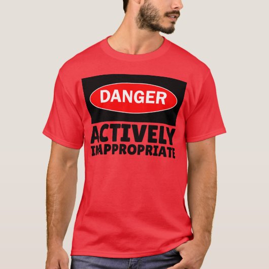 不適切極まりない Tシャツ (正面)