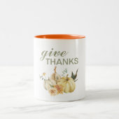 与え感謝してい水彩南瓜 ツートーンマグカップ (中央)