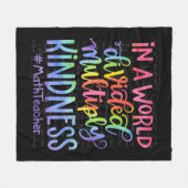 世の中で何倍も優しさ数学の先生 フリースブランケット (正面(横))