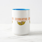 世の中に慈悲の手を差し出せ ツートーンマグカップ (中央)