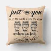 世の中に甘みを持ち帰る クッション (裏面)