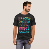 世の中の数学の先生を何倍もの親切に分けた Tシャツ (正面フル)