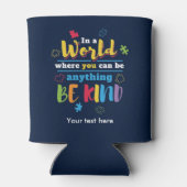 世の中は何でも優しくできる 缶クーラー (裏面)