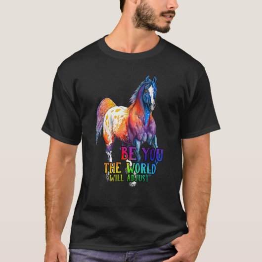 世界が調整する馬 Tシャツ (正面)