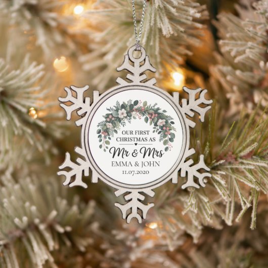 世界でひとつの 2025年最初のクリスマス Mr & Mrs スノーフレークピューターオーナメント (ツリー)