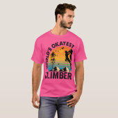 世界でまあまあのクライマー 崖登り ボルダリング Tシャツ (正面フル)
