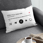 世界で一つだけのバレンタインデーソングアルバム　カップル アクセントクッション<br><div class="desc">This customized pillow,  centered around music streaming,  showcases your favorite song's title and artist,  incorporating the newest symbols from modern music streaming services. It's a unique gift that instantly becomes a treasured keepsake,  offering a visually attractive and deeply meaningful connection for you and your loved one.</div>