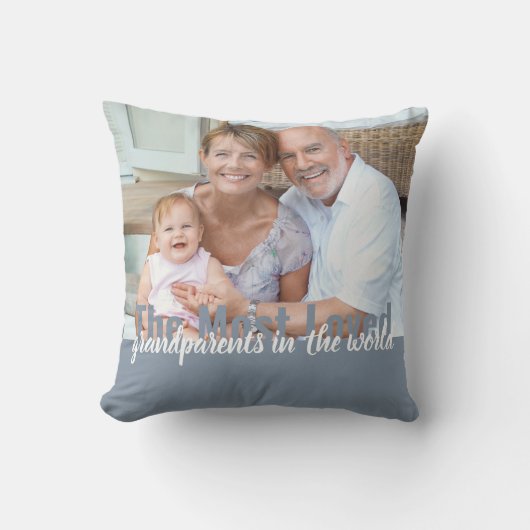 世界で最も愛されている祖父母の写真2 クッション (正面)