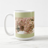 世界で最も最高のなお母さんのAppleの花 コーヒーマグカップ (左)