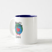 世界で最も素晴らしいYaYaのハート ツートーンマグカップ (正面左)