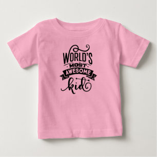 世界で最も素晴らしピンクのベビーTシャツ ベビーTシャツ