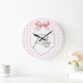 世界に一つだけのルビーちゃんのためのベビーガール用保育園の弓とギンガム ラージ壁時計 (ホーム)