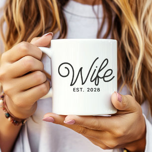 世界に一つだけの特別な贈り物!結婚記念にぴったりな、夫婦の名前が入ったオーダーメイドのマグカップ コーヒーマグカップ