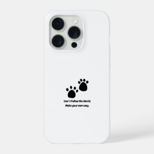 世界に流されない犬の足跡デザインのスマホケース iPhone 15 PROケース