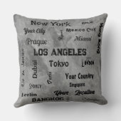 世界のシックな灰色の石の光メガシティ クッション (裏面)