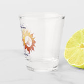 世界のショットグラスの向こうに ショットグラス (右)