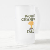 世界のチャンピオンのパパのビールのジョッキ フロストグラスビールジョッキ (正面右)