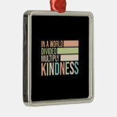 世界の先生は何倍も優しい メタルオーナメント (右)