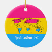 世界の地図と共に描かれたパンセクシャリティプライド国旗 セラミックオーナメント (裏面)