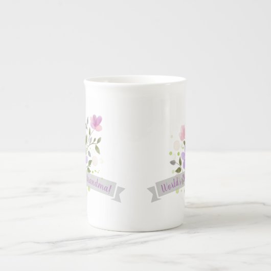 世界の最も最高のな祖母の水彩画の花花束 ボーンチャイナマグカップ (正面)