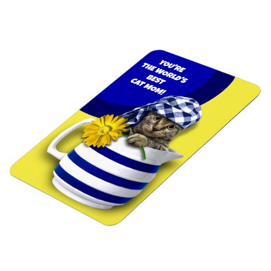 世界の最高の猫のママ。かわいい子ネコの母の日 マグネット (左側)