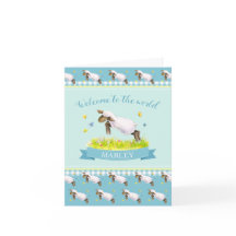 世界の水の新生児へのかわいい子ヒツジの歓迎