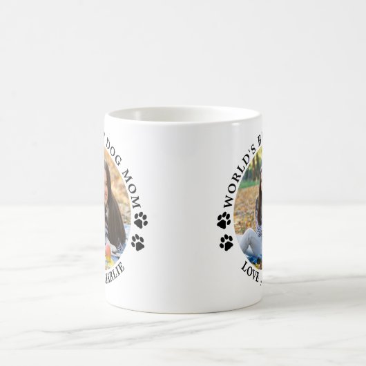 世界の犬最高の母の手がペットの写真をプリント コーヒーマグカップ (中央)