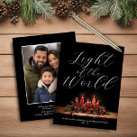 世界の聖書の聖句クリスマスのバジェットライト<br><div class="desc">Budget モダン Light of the World Bible Verse Christmas Cardの正面と宇宙に映エレガント画が映し出され、写真と裏面の情報が映し出される。**当社の予算紙はより小さく、より繊細だが、まだ美しい!**紙の種類の比較については、こちらのビデオをご覧くださもしい。https://youtu.be/G0F9Am5HPD4サポートまたはマッチング項目が必要な場合は連絡cedarandstring@gmail.comまでお問い合わせ下さい。</div>