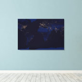 世界の都市光を示す地球の平面地図 キャンバスプリント (インサイチュ (ウッドフロア))