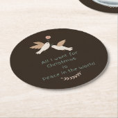 世界の鳩の中でクリスマスの平和を望むもの ラウンドペーパーコースター (アングル)