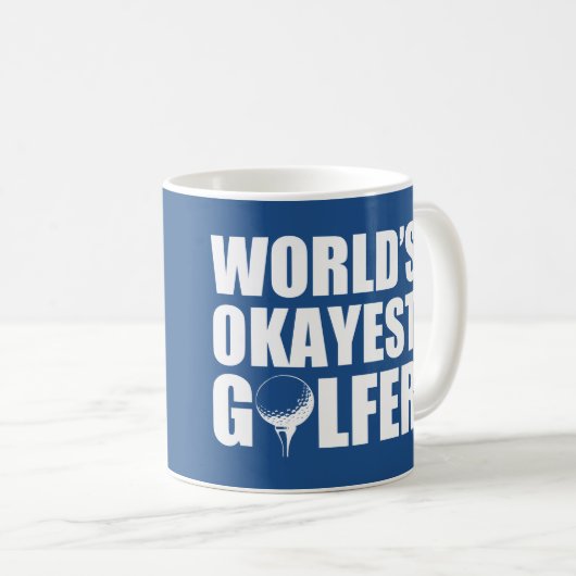 世界のOkayestのゴルファーのおもしろマグカップ コーヒーマグカップ (正面右)