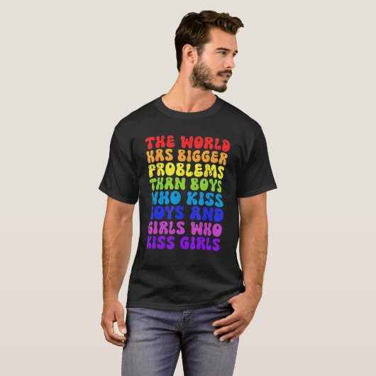 世界はレズビアンLgbより大きなゲイを持っている Tシャツ (正面フル)