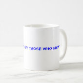 世界は人によってWHO現れます襲います走られます コーヒーマグカップ (正面右)