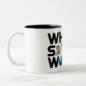 世界は安全か？私たちは自由と平和を求める ツートーンマグカップ (左)