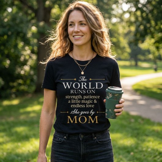 世界は愛で回ってる 彼女はママと呼ばれる トライブレンドＴシャツ