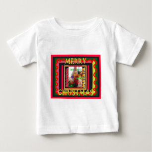 世界は私の周りで幸せそうに 輝くあなたの色に染められていく ベビーTシャツ