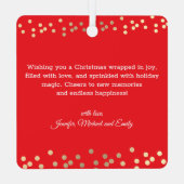 世界への喜び、金ゴールドの雪片の赤い家族の写真 メタルオーナメント (裏面)