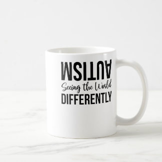 世界を違った視点で見る自閉症Tシャツ.png コーヒーマグカップ