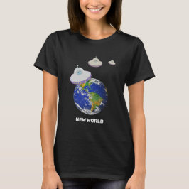 世界を飛ぶ空飛ぶ円盤Tシャツ Tシャツ