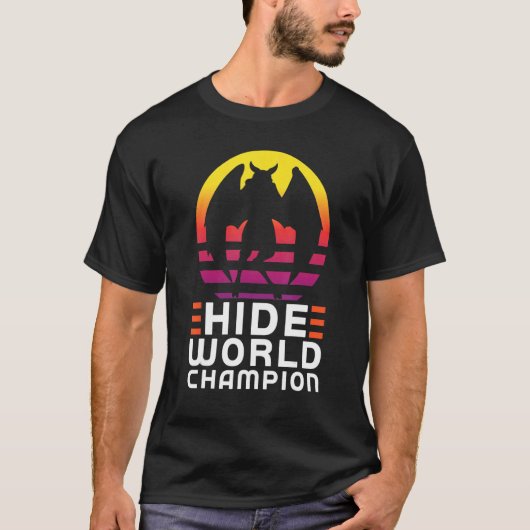 世界チャンピオンCryptozoology Mothman 1を隠す Tシャツ (正面)