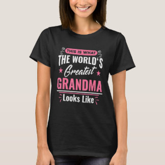 世界一のおばあちゃんが母親に似ていることD Tシャツ