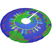 世界中でクリスマスを楽しむ ブラッシュドポリエステルツリースカート (アングル)